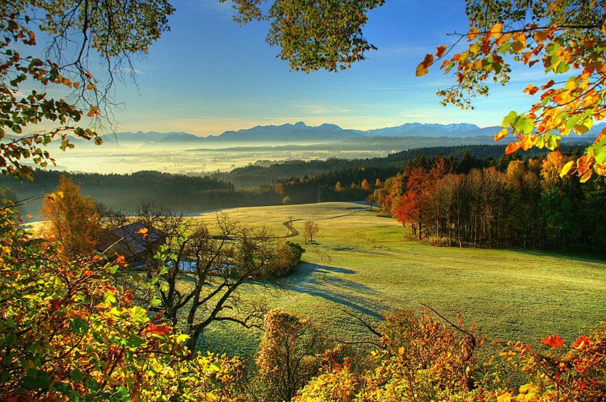 Hotel Zur Schonen Aussicht เฟลด์เคอร์เคน-เวสต์ตาฮัม ภายนอก รูปภาพ